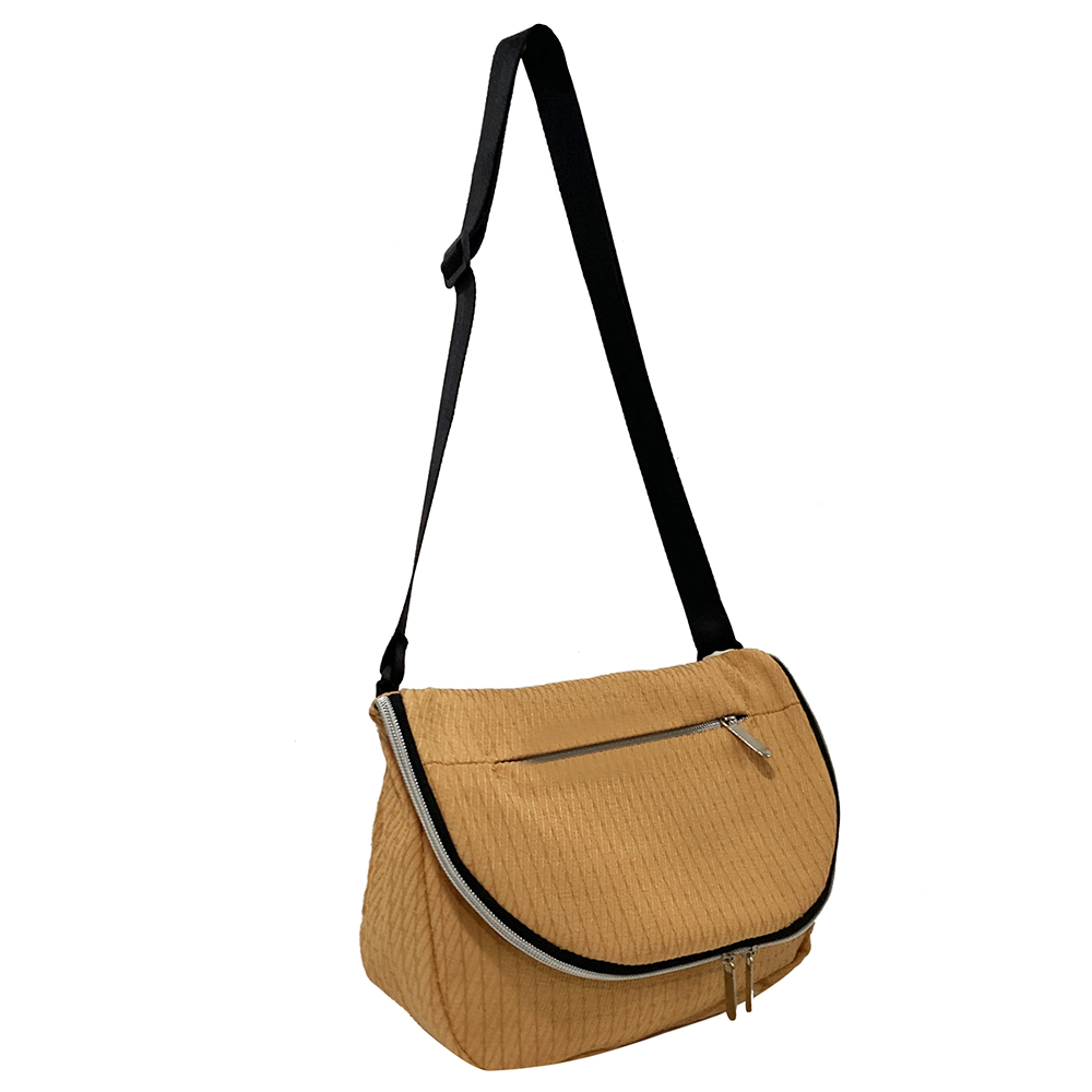 crossbody bag (1).jpg