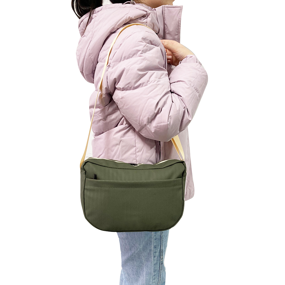 crossbody bag (2).jpg