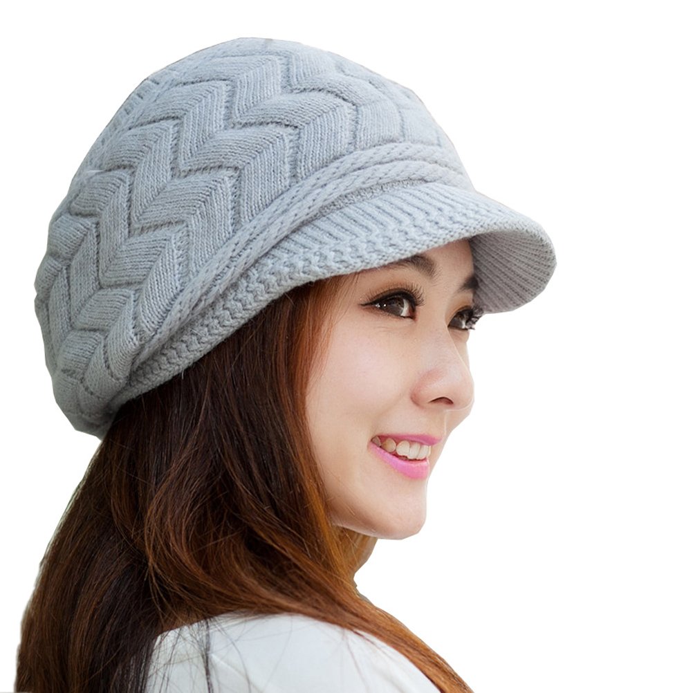 Women's winter warm knitted wool ski cap with sun visor