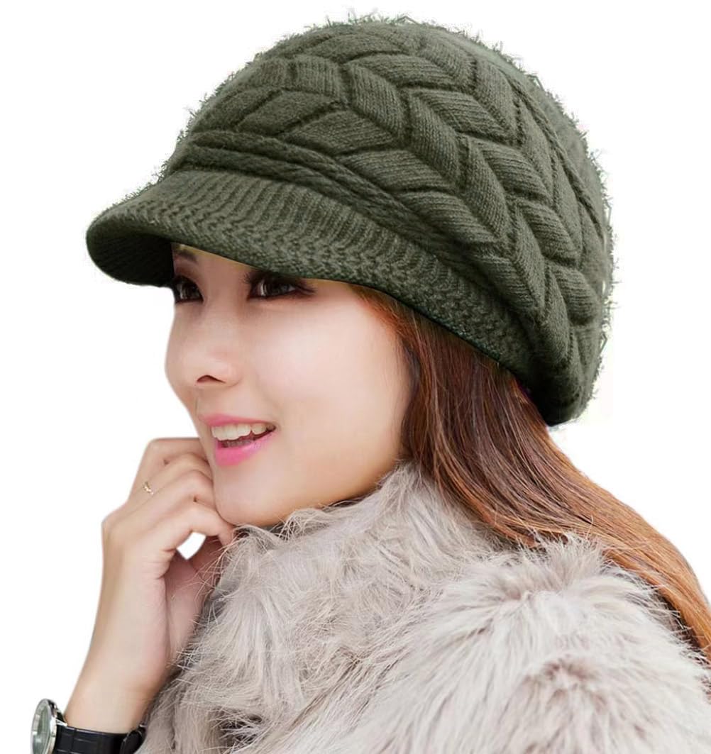 Women's winter warm knitted wool ski cap with sun visor
