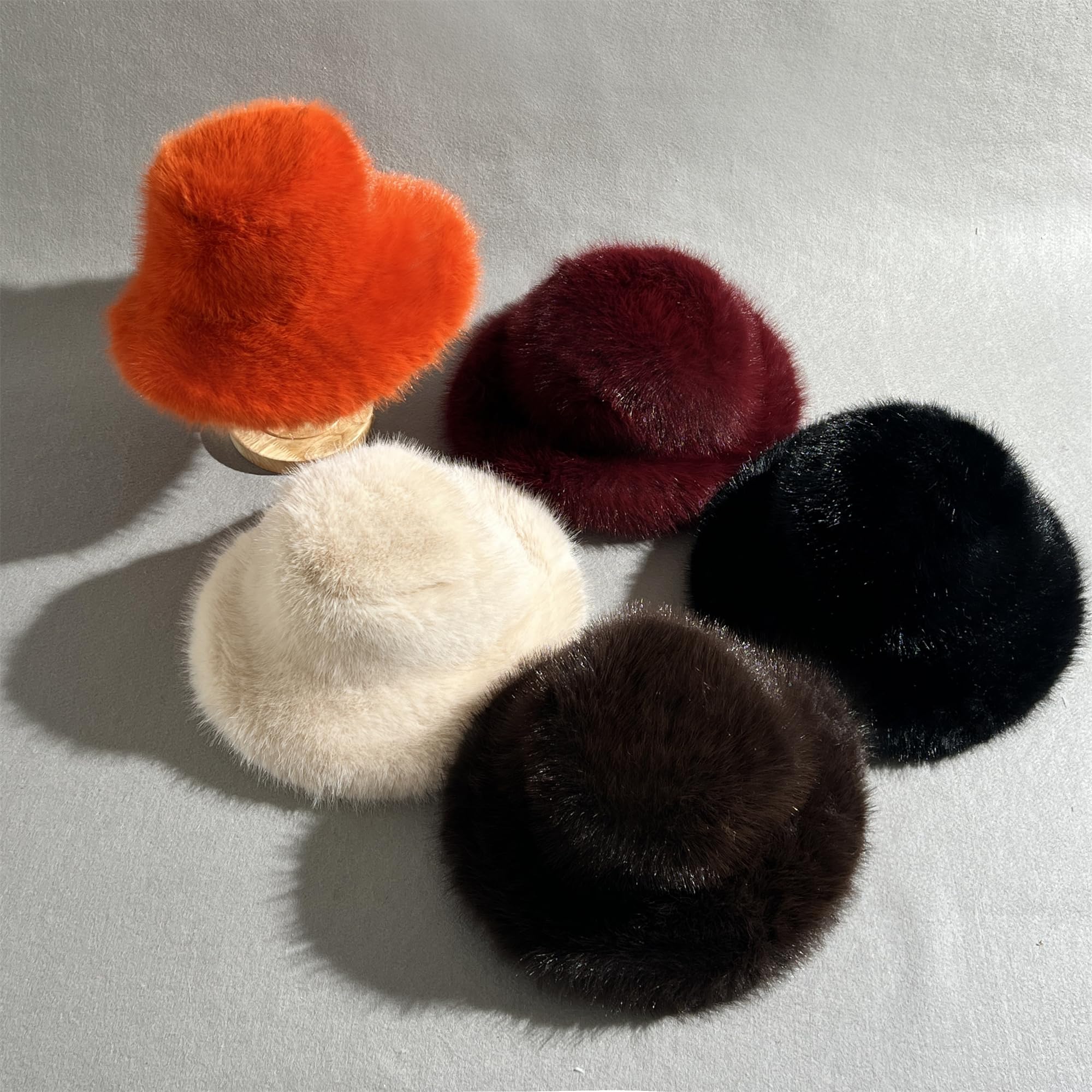 Dikoaina Lady's Girls' Chinese-made Fur Fishing Hat - Extra-large brim, super soft and fluffy winter hat, comfortable wool without brim