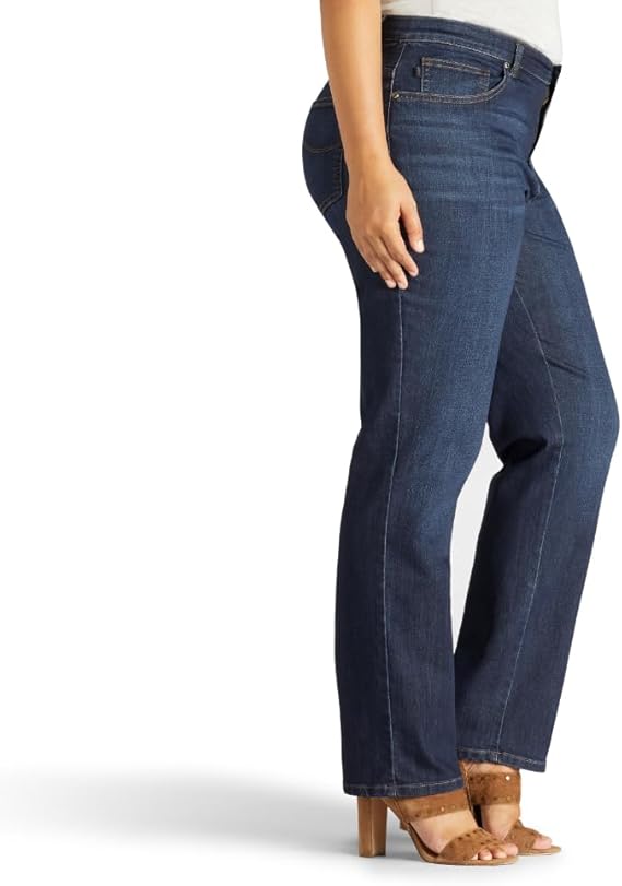 Women's Plus Size Relaxed Fit Straight Leg Jean